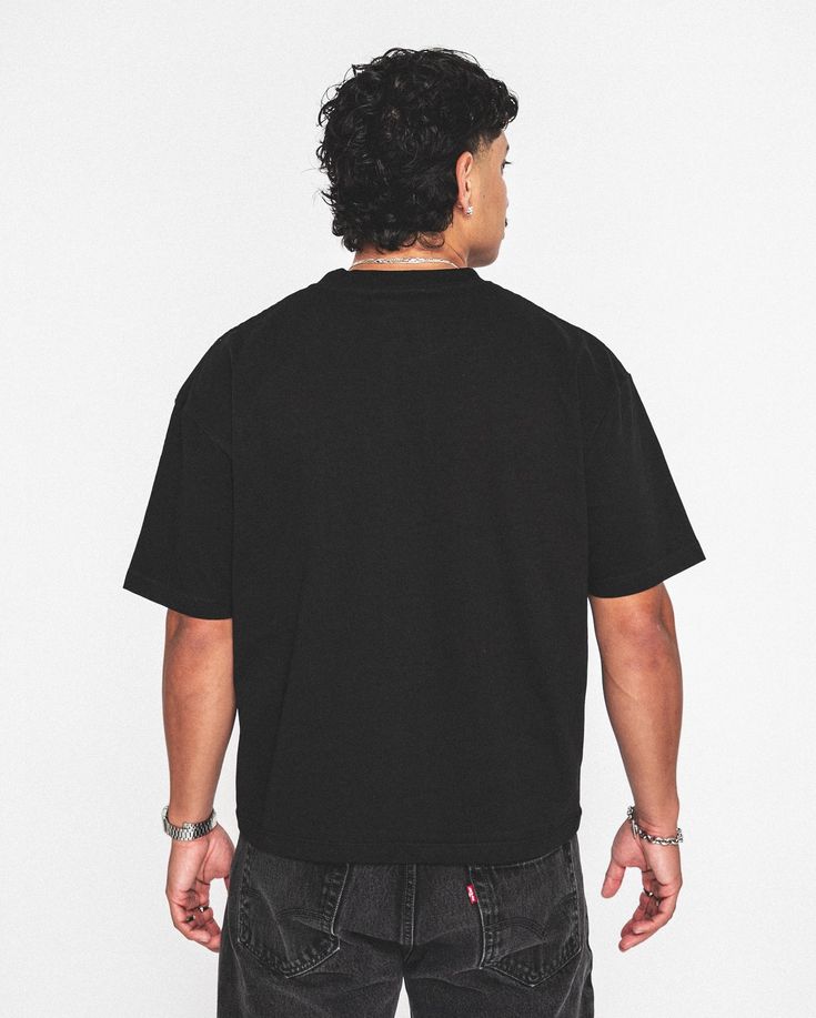 simple black t -shirt