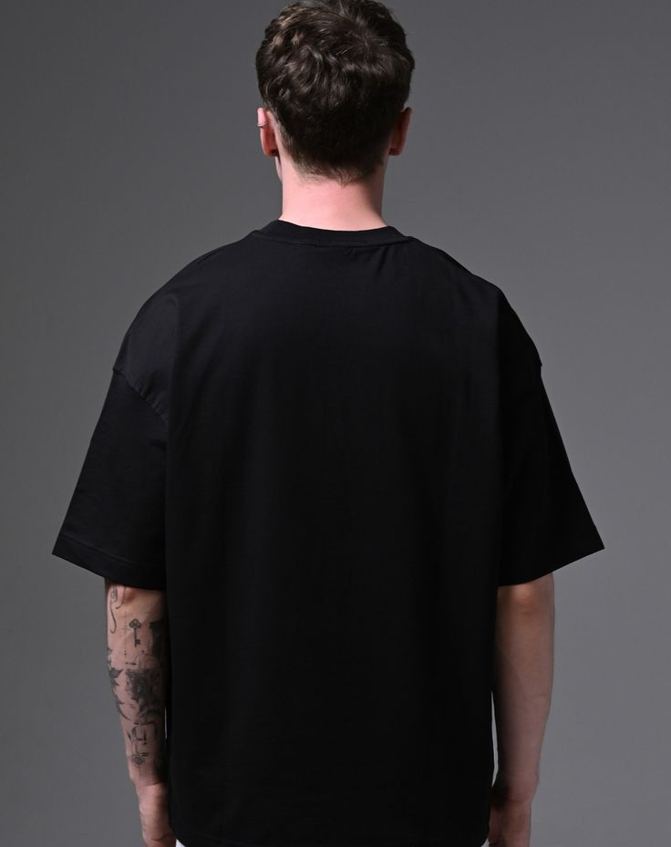 simple black t -shirt